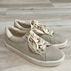 Sam Edelman Ethyl Sneakers in Canvas
